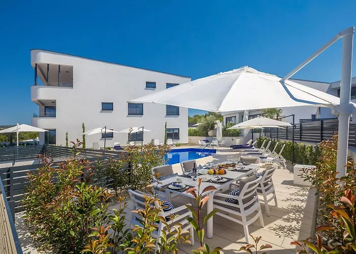 Poseidon Rova By El-pi Tours Malinska