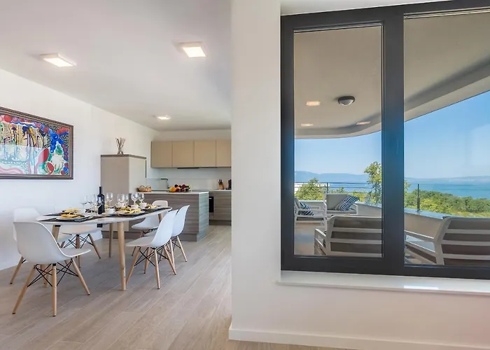 Poseidon Rova By El-pi Tours *