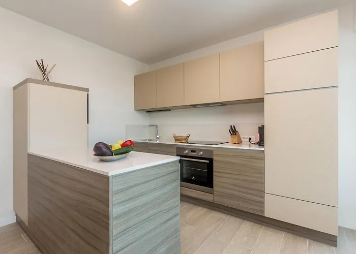 Poseidon Rova By El-pi Tours Malinska