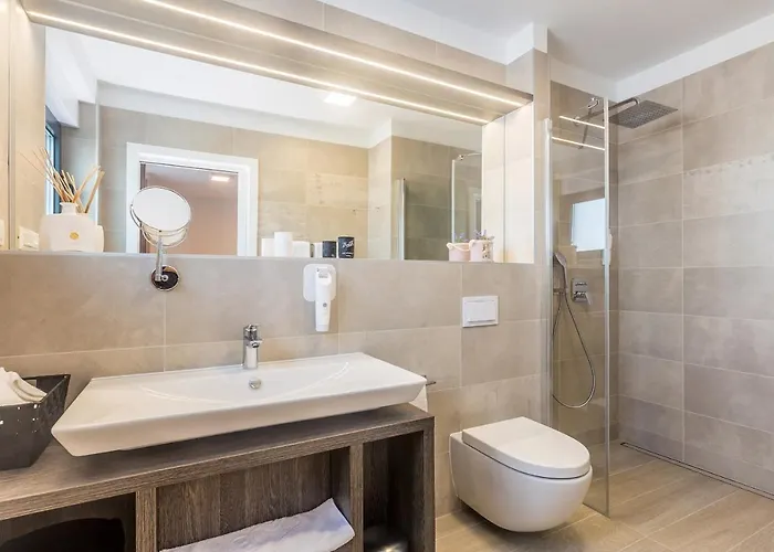 Poseidon Rova By El-pi Tours Appartement *