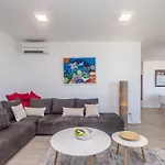 Apartman Poseidon Rova By El-pi Tours *