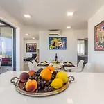 Apartman Poseidon Rova By El-pi Tours