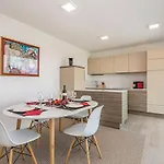 Apartman Poseidon Rova By El-pi Tours *