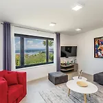 Poseidon Rova By El-pi Tours Apartman *