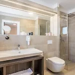 Poseidon Rova By El-pi Tours Apartman *