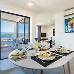 Poseidon Rova By El-pi Tours Apartman *