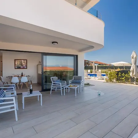 Poseidon Rova By El-pi Tours 马林斯卡