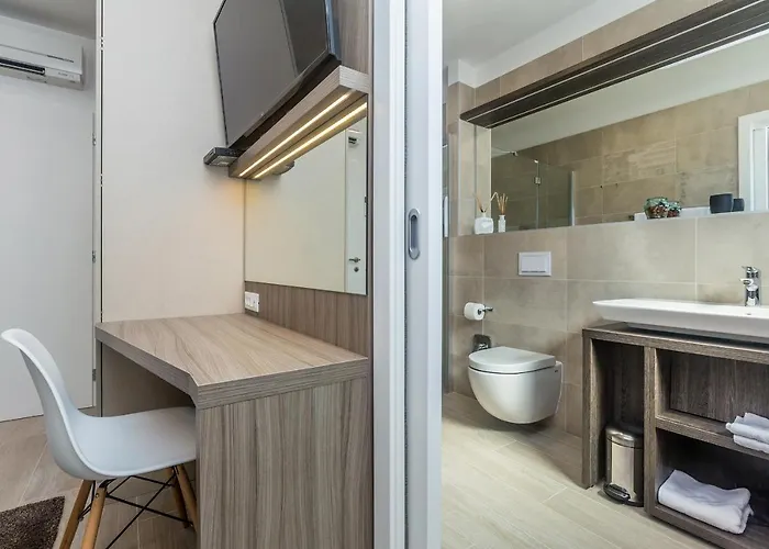 Poseidon Rova By El-pi Tours Apartment Malinska