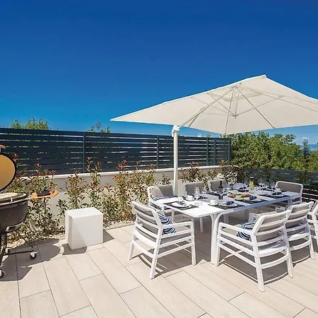 Poseidon Rova By El-pi Tours