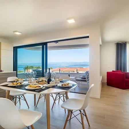 Poseidon Rova By El-pi Tours Apartmán *