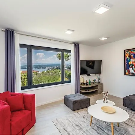 Poseidon Rova By El-pi Tours Apartmán *