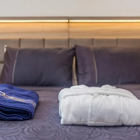 Poseidon Rova By El-pi Tours Malinska