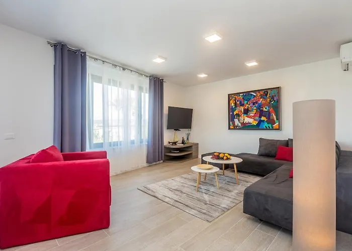 Poseidon Rova By El-pi Tours * 马林斯卡