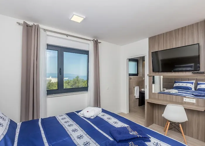 Poseidon Rova By El-pi Tours 马林斯卡